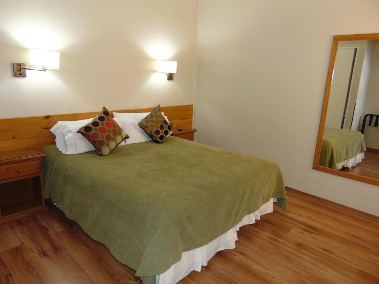 Patagonia Suites Trelew Eksteriør billede